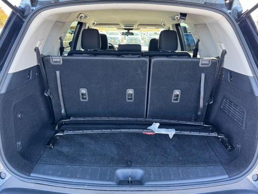 2022 Nissan Pathfinder SV 2WD