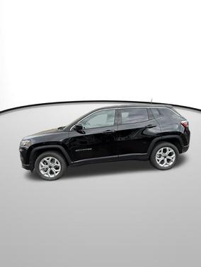 Diamond Black 2025 Jeep Compass Sport