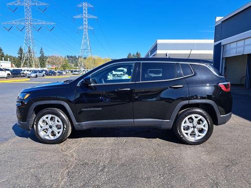 Diamond Black 2025 Jeep Compass Sport