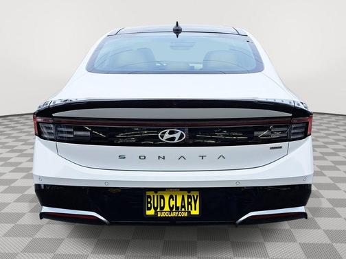 2025 Hyundai SONATA Hybrid Limited