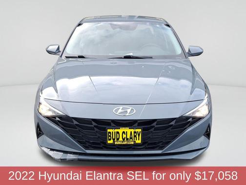 2022 Hyundai ELANTRA SEL