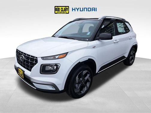 Lunar White 2026 Hyundai VENUE SEL