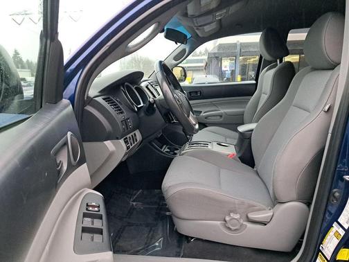 2014 Toyota Tacoma Base