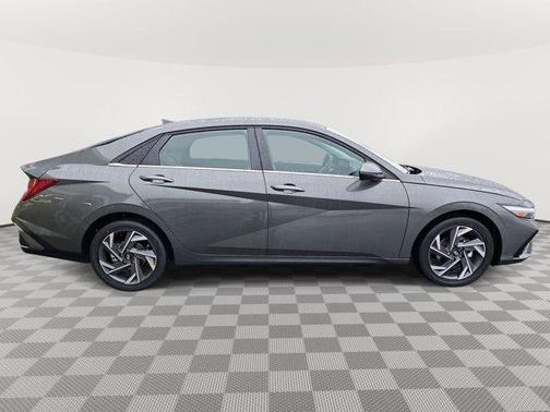 2025 Hyundai ELANTRA HEV Limited