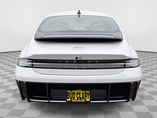 2025 Hyundai IONIQ 6 SEL
