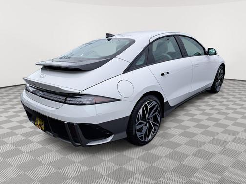 2025 Hyundai IONIQ 6 SEL