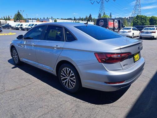 Pyrite Silver Metallic 2021 Volkswagen Jetta 1.4T SE