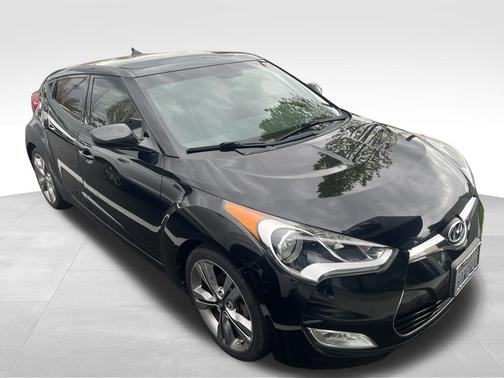 Ultra Black 2016 Hyundai Veloster Base