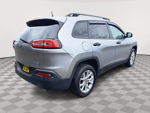 2016 Jeep Cherokee Sport