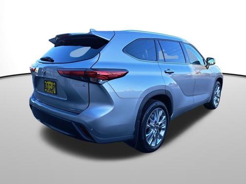 2020 Toyota Highlander Hybrid Limited