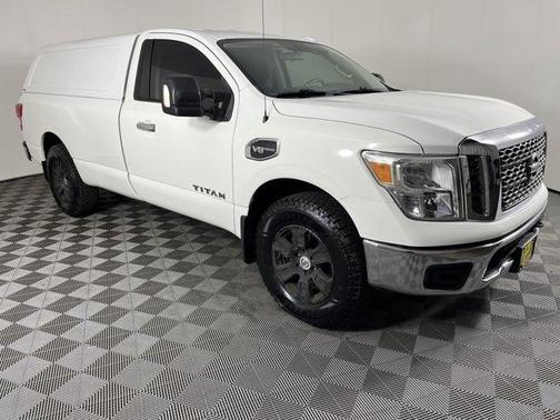 2017 Nissan Titan SV