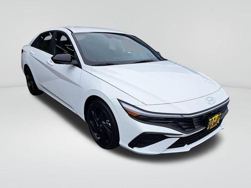 2026 Hyundai ELANTRA SEL