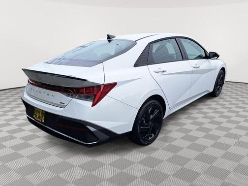 2026 Hyundai ELANTRA SEL