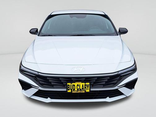 2026 Hyundai ELANTRA SEL