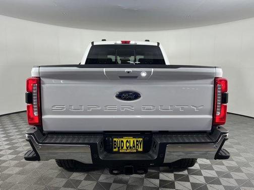 2025 Ford F-350 Lariat Super Duty