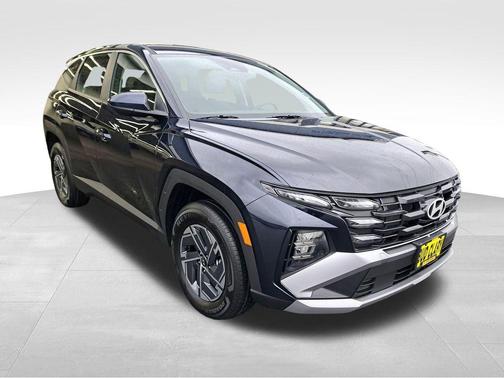 Deep Sea 2026 Hyundai TUCSON Hybrid Blue SE
