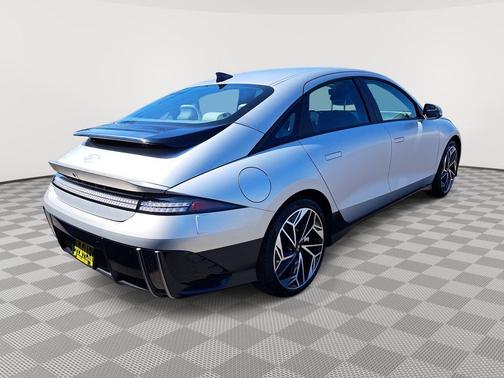 2024 Hyundai IONIQ 6 SEL