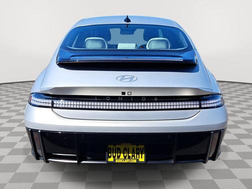 2024 Hyundai IONIQ 6 SEL