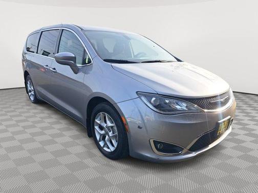 2019 Chrysler Pacifica Touring Plus