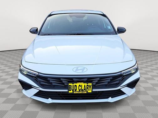 2025 Hyundai ELANTRA HEV SEL Sport