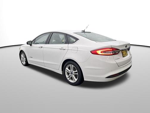 2018 Ford Fusion Hybrid SE