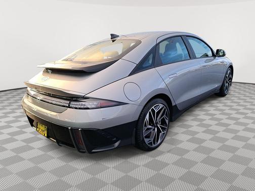 2025 Hyundai IONIQ 6 SEL