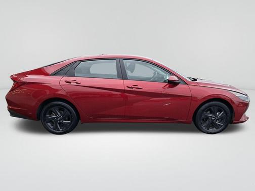 2023 Hyundai ELANTRA HEV Blue