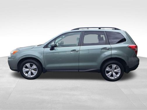 Jasmine Green Metallic 2015 Subaru Forester 2.5i Premium