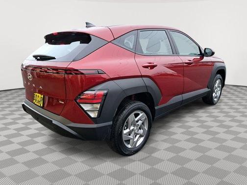 2025 Hyundai KONA SE