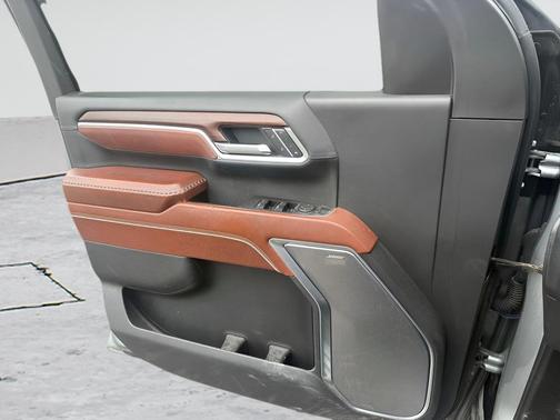 Sterling 2024 GMC Sierra 3500 Denali Ultimate
