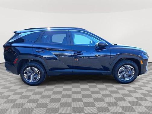 2025 Hyundai TUCSON Hybrid Blue