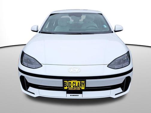 2025 Hyundai IONIQ 6 SEL