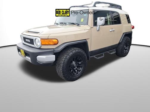 2014 Toyota FJ Cruiser Base