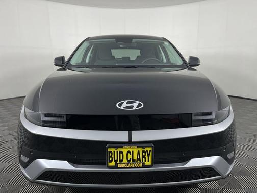 2025 Hyundai IONIQ 5 SE