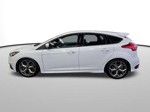 2018 Ford Focus ST Base