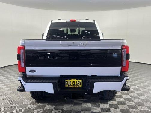 2025 Ford F-350 Platinum