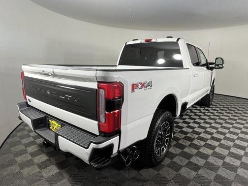 2025 Ford F-350 Platinum