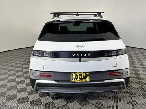 2025 Hyundai IONIQ 5 SEL