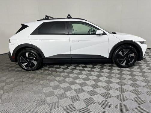 2025 Hyundai IONIQ 5 SEL