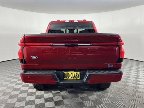 2025 Ford F-150 Lightning LARIAT
