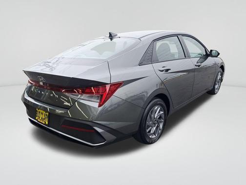 2025 Hyundai ELANTRA HEV Blue