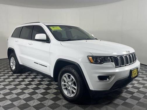 2019 Jeep Grand Cherokee Laredo