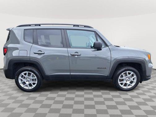 2022 Jeep Renegade Latitude