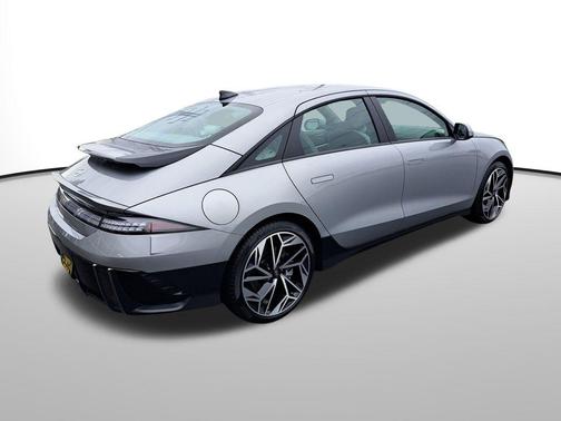 2025 Hyundai IONIQ 6 SEL