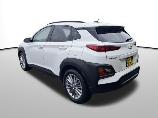 2021 Hyundai KONA SEL