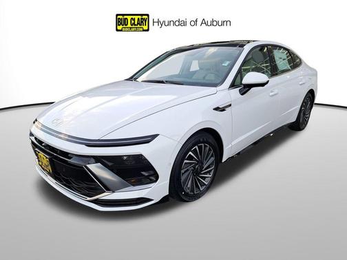 2025 Hyundai SONATA Hybrid Limited