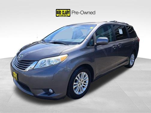 Predawn Gray Mica 2011 Toyota Sienna XLE