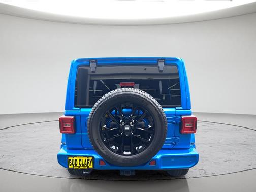 Hydro Blue Pearl 2022 Jeep Wrangler Unlimited Sahara