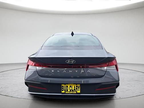 Gray 2026 Hyundai ELANTRA SE
