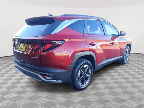 2026 Hyundai TUCSON Hybrid 